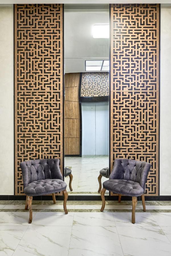 Raisson Aparthotel D86 Хан Шатыр อัสตานา ภายนอก รูปภาพ