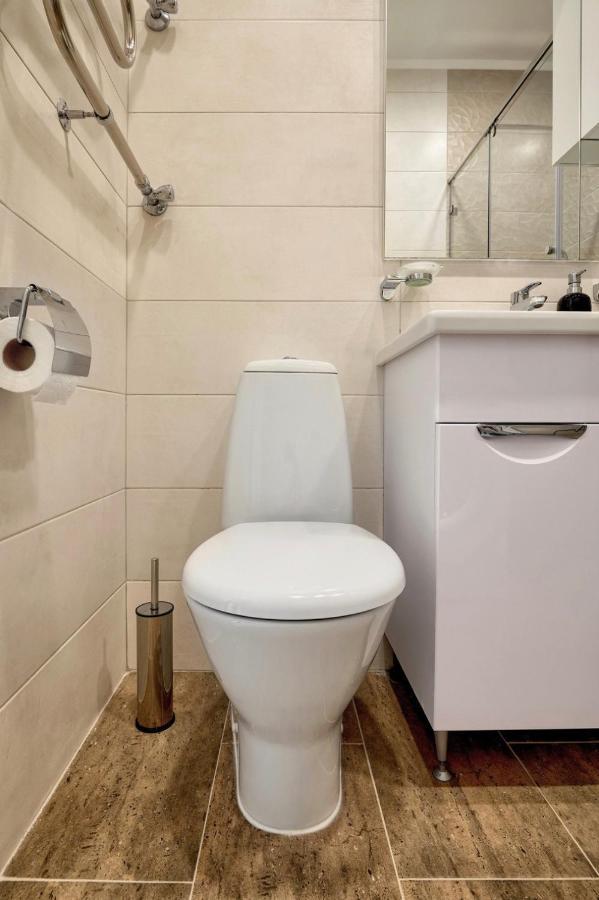 Raisson Aparthotel D86 Хан Шатыр อัสตานา ภายนอก รูปภาพ